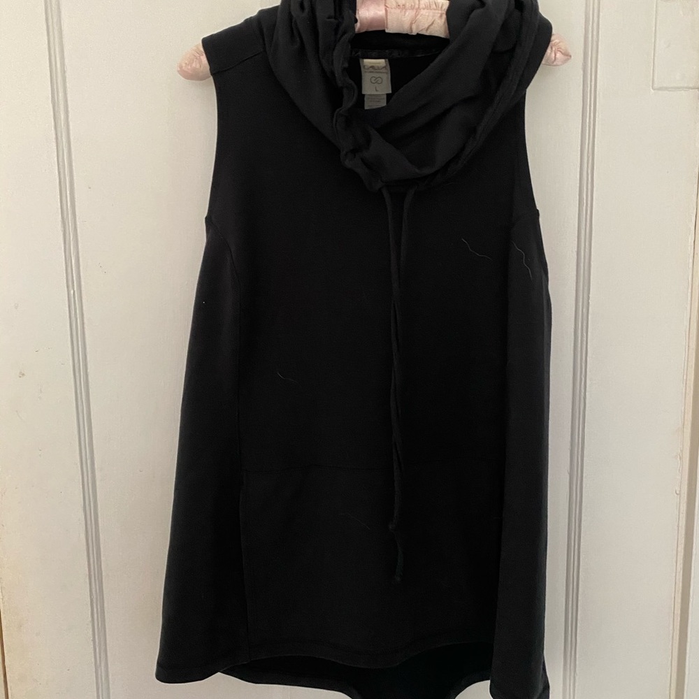 CALIA by Carrie Underwood || Hooded Workout Tank